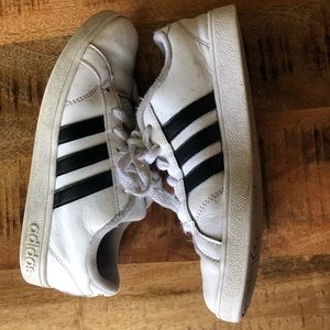 Size 3 in girls adidas